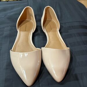 Nude flats